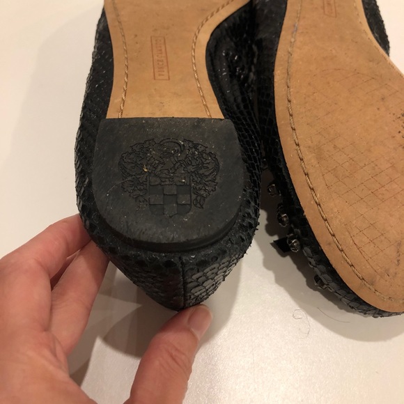 Vince Camuto Flats - Picture 5 of 6